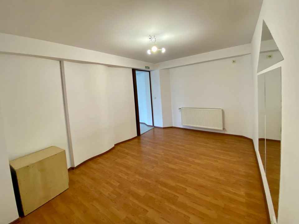 Spatiu comercial, stradal, de inchiriat
