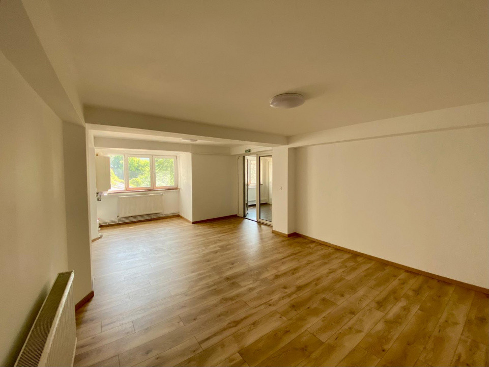 Spatiu comercial, stradal, de inchiriat