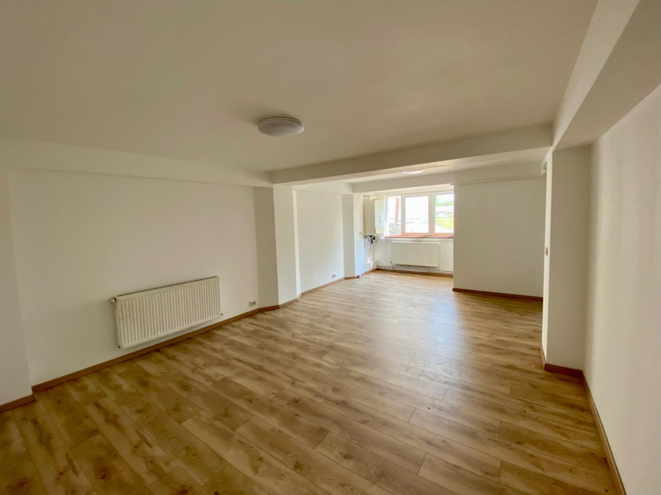 Spatiu comercial, stradal, de inchiriat