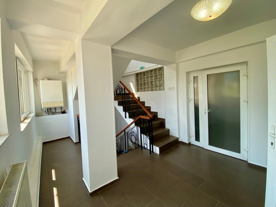 Spatiu comercial, stradal, de inchiriat