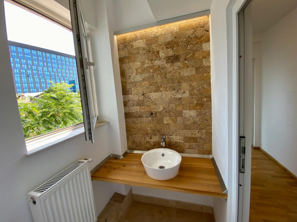 Spatiu comercial, stradal, de inchiriat