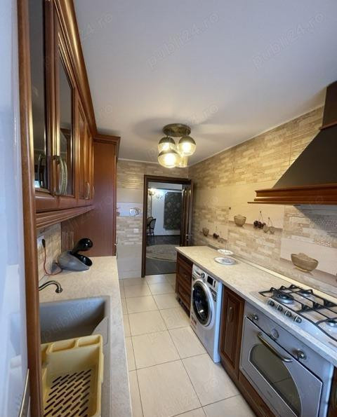 Apartament cu centrala si parcare, Unicat Lux Calitate 3 cam decomandat Unirii