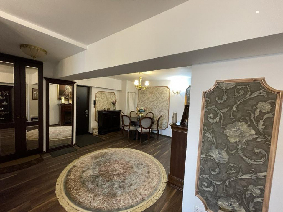 Apartament cu centrala si parcare, Unicat Lux Calitate 3 cam decomandat Unirii
