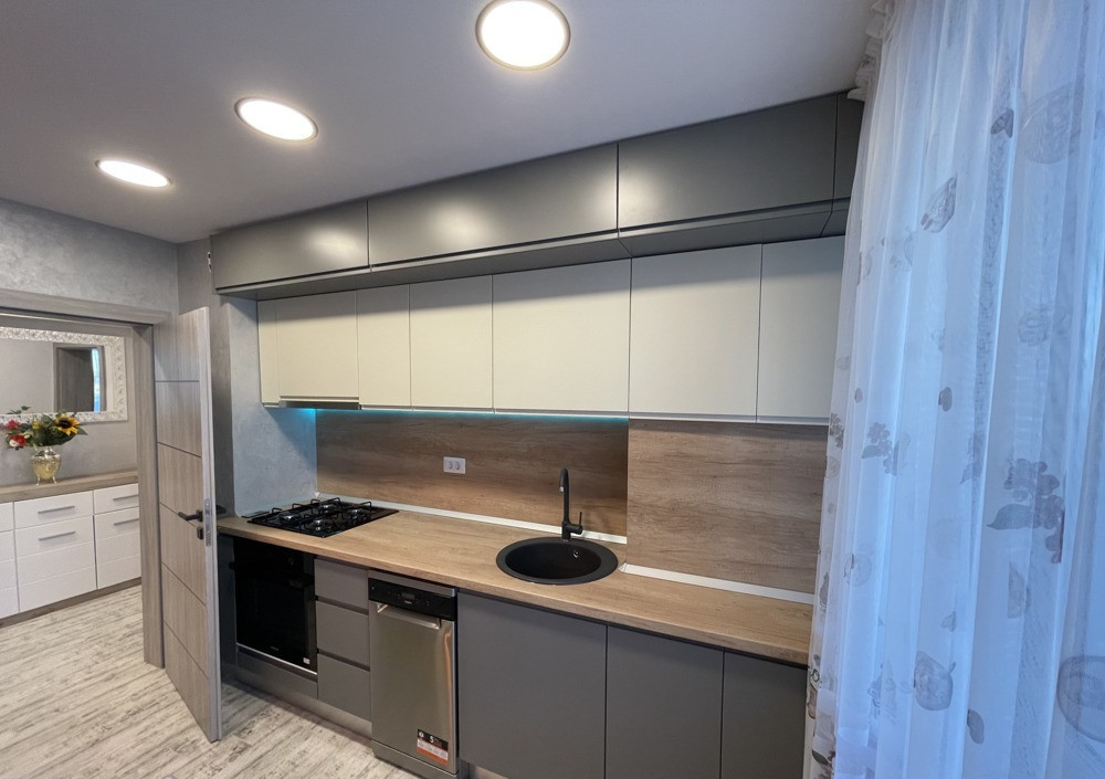Inchiriere apartament 2 camere Piata Alba Iulia - Burebista