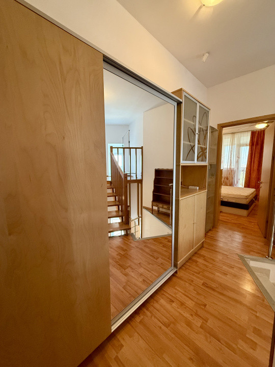 Apartament duplex cu 3 camere de închiriat – vedere panoramică, zona Titan