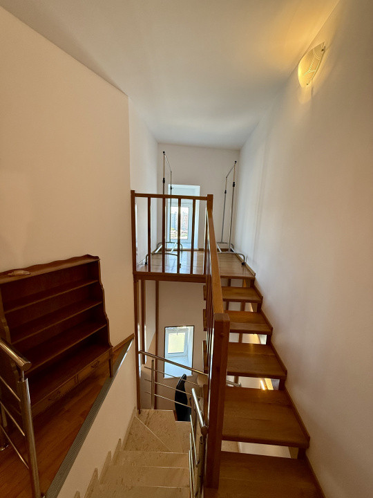 Apartament duplex cu 3 camere de închiriat – vedere panoramică, zona Titan