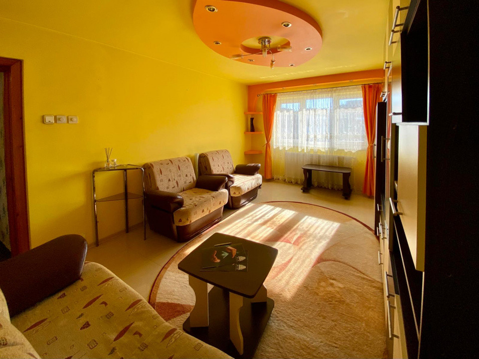 Apartament 2 camere de vanzare, Str. Decebal, Giurgiu- zona EXCELENTA