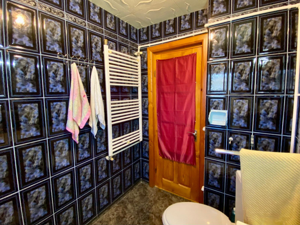 Apartament 2 camere de vanzare, Str. Decebal, Giurgiu- zona EXCELENTA