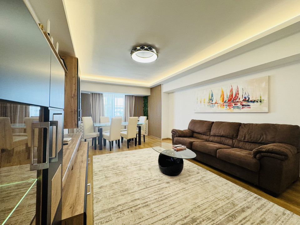 Apartament nou amenajat cu  4 camere in Decebal  