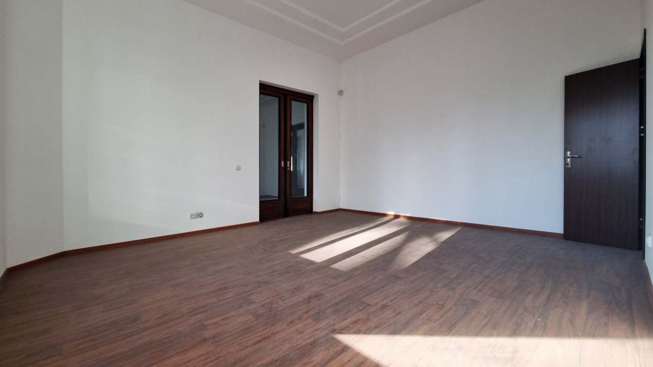 Spațiu comercial cu grădină exclusivă de473mp la bulevardul Cantemir