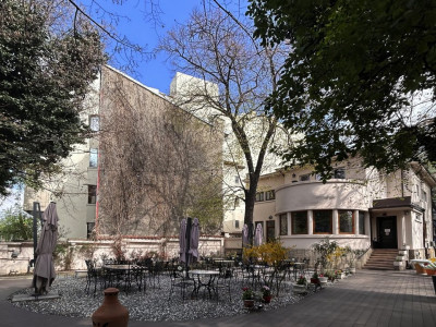 Spațiu comercial cu grădină exclusivă de473mp la bulevardul Cantemir
