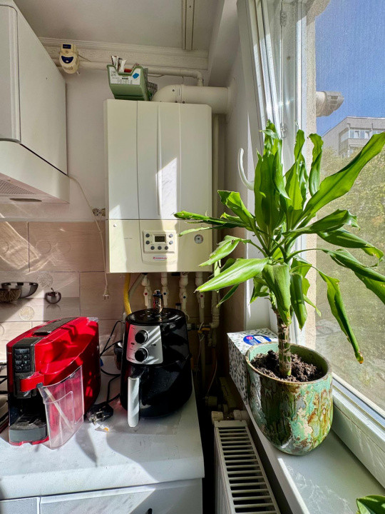 Apartament 2 camere VETERANILOR/LUJERULUI-CENTRALA PROPRIE