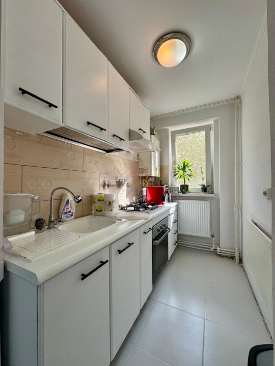 Apartament 2 camere VETERANILOR/LUJERULUI-CENTRALA PROPRIE