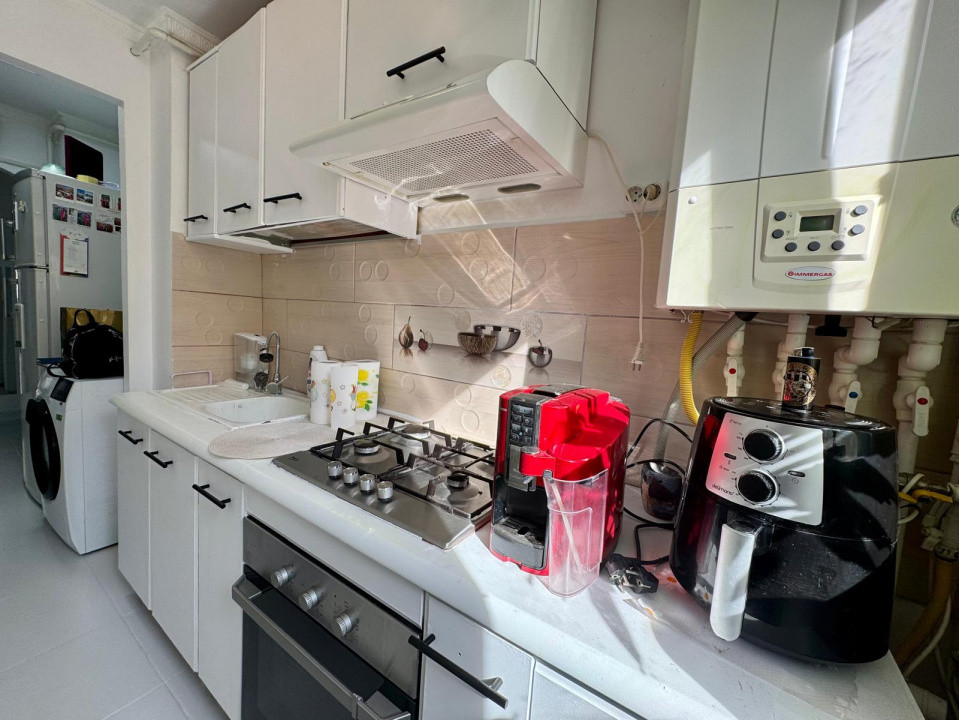 Apartament 2 camere VETERANILOR/LUJERULUI-CENTRALA PROPRIE