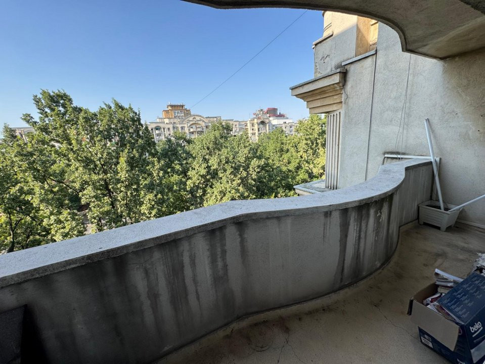 Apartament deosebit - vânzare 5 camere Bd. Unirii - Fantani