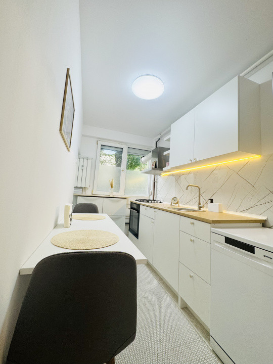 Apartament nou amenajat la metrou Eroii Revoluției 