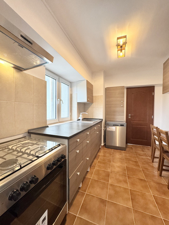 Apartament cu 3 Camere Bdul Libertatii-Parc Izvor