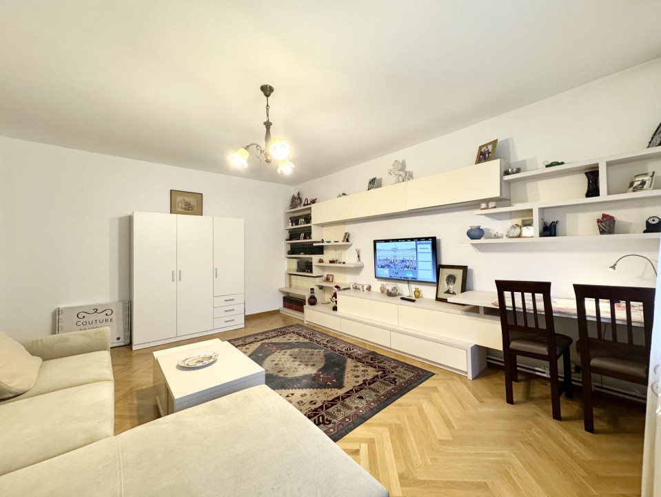 Apartament 3 camere cu Centrala Proprie, in Panduri-Academia Militara