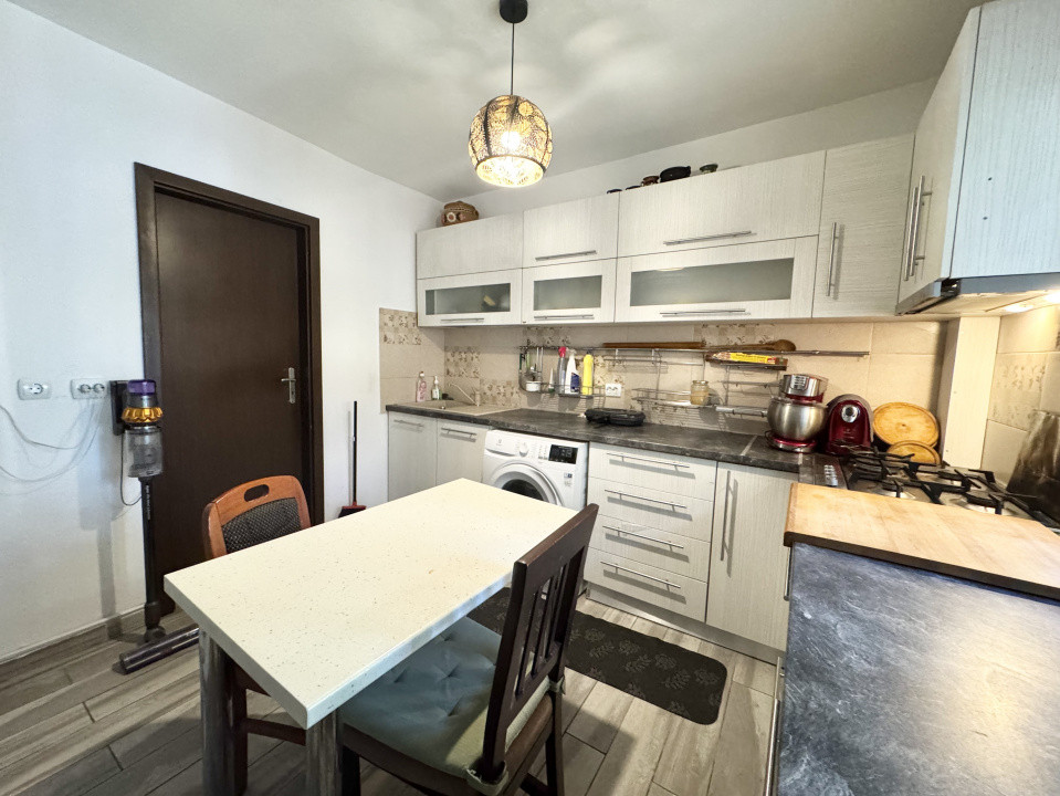 Apartament 3 camere cu Centrala Proprie, in Panduri-Academia Militara