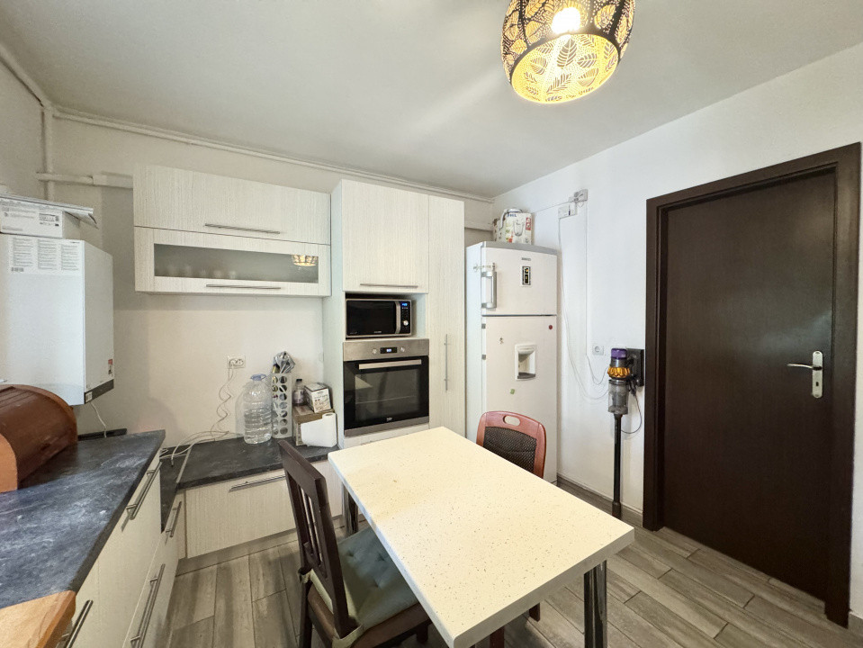 Apartament 3 camere cu Centrala Proprie, in Panduri-Academia Militara