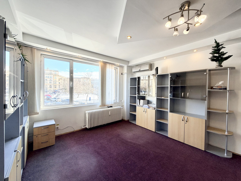 Spatiu ultracentral Sala Palatului pretabil Birouri-Cabinet