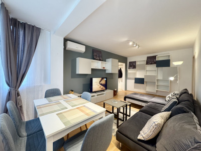 Apartament renovat cu 4 camere Metrou Lujerului