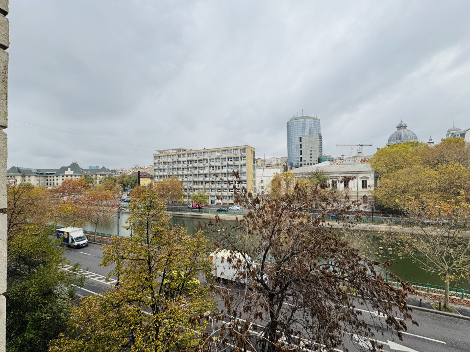 Apartament 3 camere in Zona Libertatii-Piata Natiunile Unite-Splai