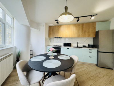 Apartament 3 camere in Zona Libertatii-Piata Natiunile Unite-Splai