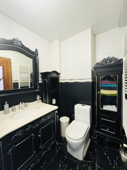 Apartament deosebit în zona Piața Universitatii