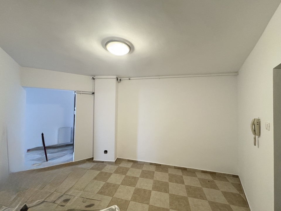Apartament foarte spatios cu 2 Camere Bdul Libertatii-Parc Izvor