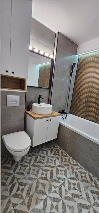 3 camere | renovat 2025 | mobilat & utilat | vedere panoramică | 