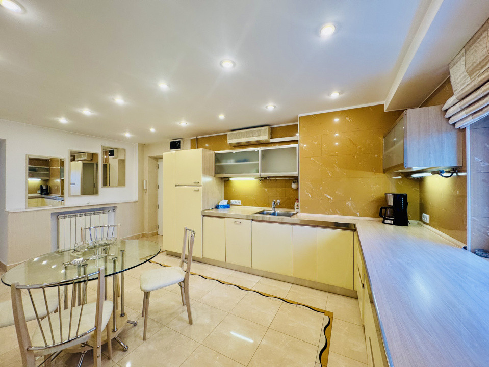 Apartament spatios de inchiriat in Bdul Libertatii-Casa Poporului