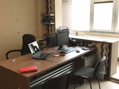 Garsoniera pretabila birou-cabinet in zona Dristor - Mihai Bravu 