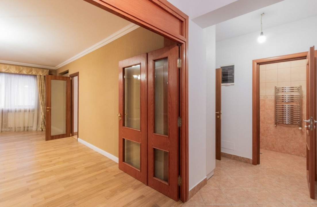 Vezi Parcul Kiseleff! Apartament spectaculos, 4 camere, 175mp