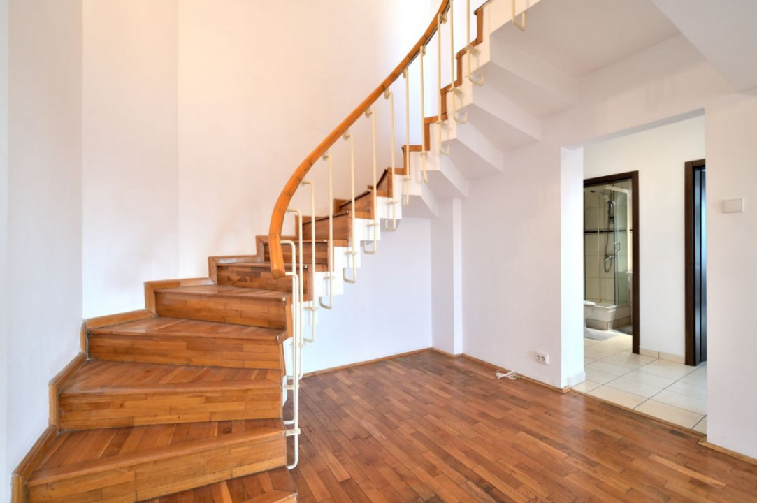 Vanzare apartament Duplex 4 camere Bulevardul Uniri nr.12
