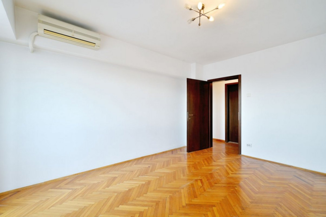 Vanzare apartament Duplex 4 camere Bulevardul Uniri nr.12