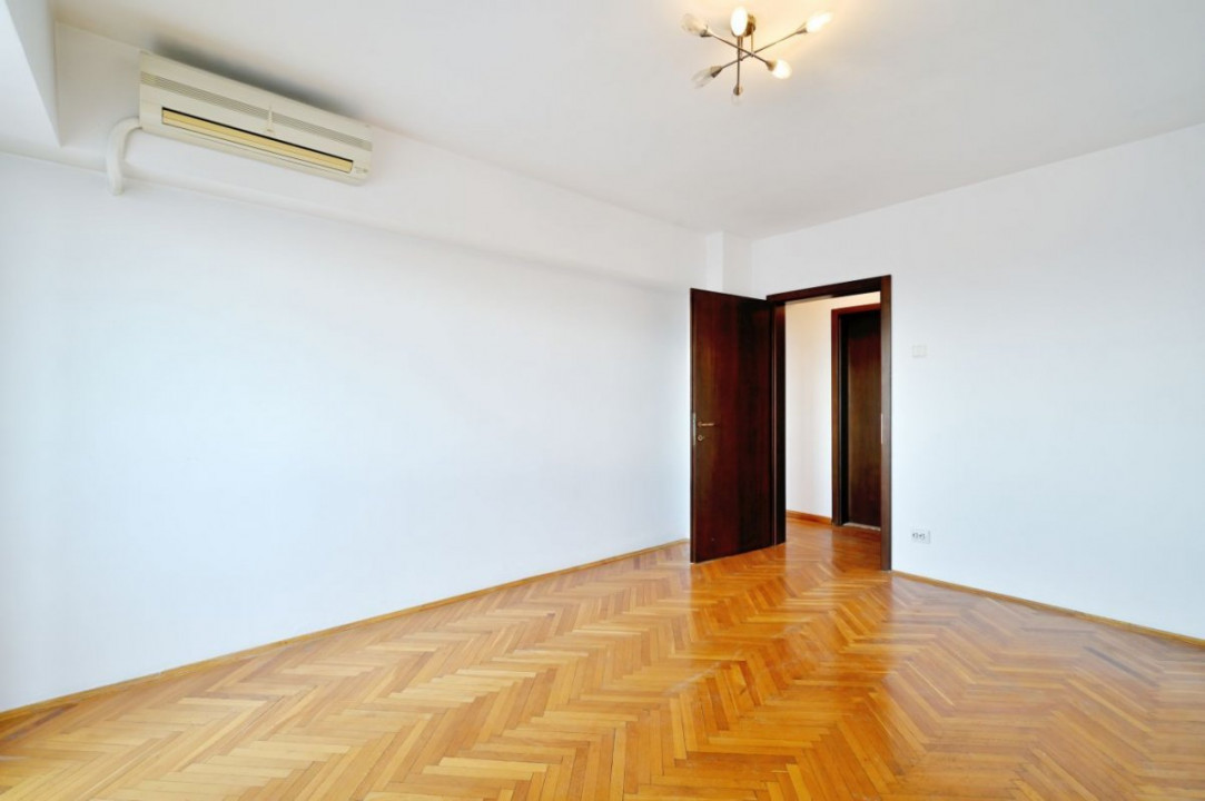 Vanzare apartament Duplex 4 camere Bulevardul Uniri nr.12