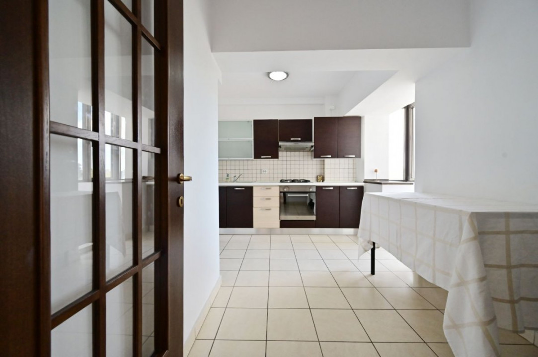 Vanzare apartament Duplex 4 camere Bulevardul Uniri nr.12