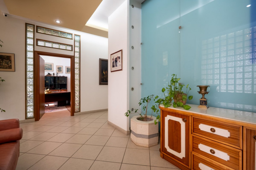 Oportunitate - Investitie Yield 8,5% / Achizitie pt Clinica, Birouri, Comercial