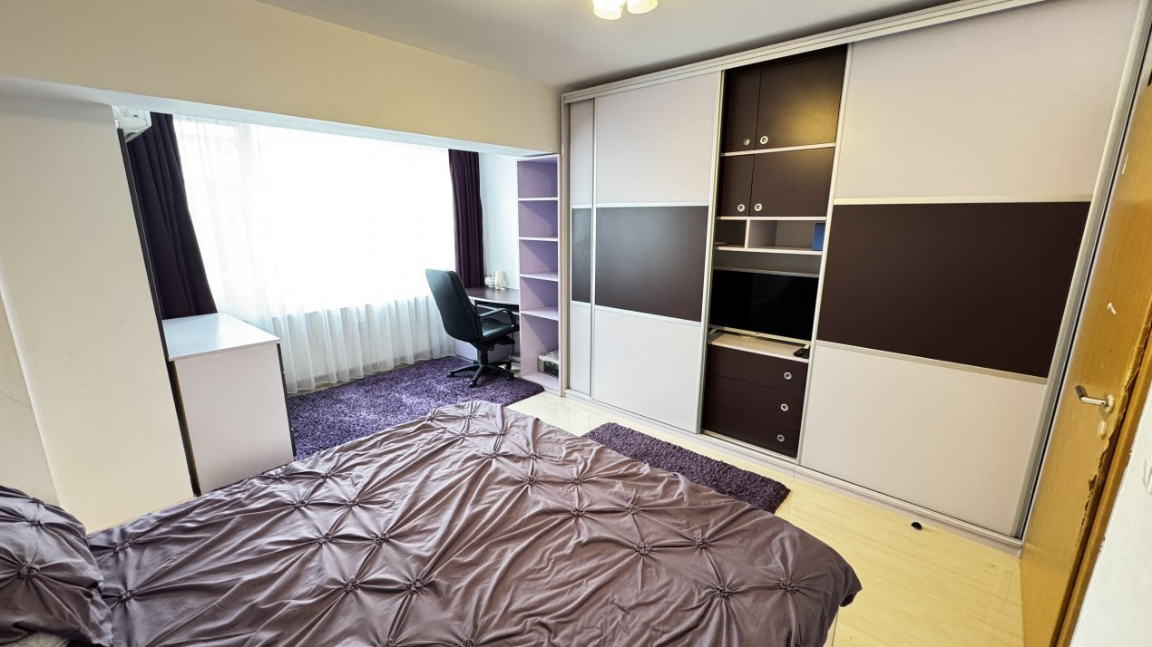 De vanzare 3 camere | Bd. Decebal | Etaj 2/8 | 92 mp | 2 băi 