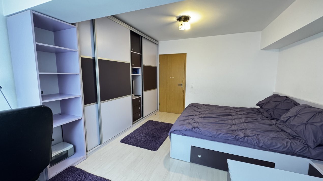 De vanzare 3 camere | Bd. Decebal | Etaj 2/8 | 92 mp | 2 băi 