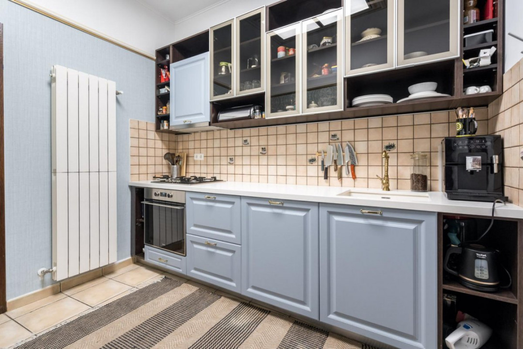 ARMENEASCA, PARTER IN BLOC ART DECO, 6 CAMERE 190 MP!