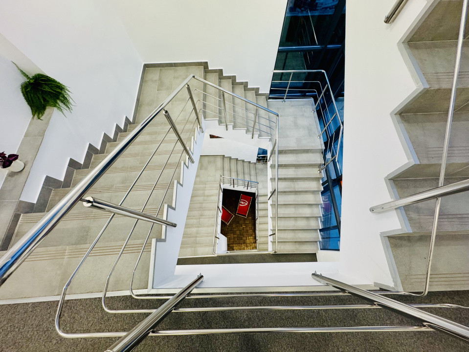 Spatiu de birouri de inchiriat in Popesti Leordeni, Centura - Autostrada