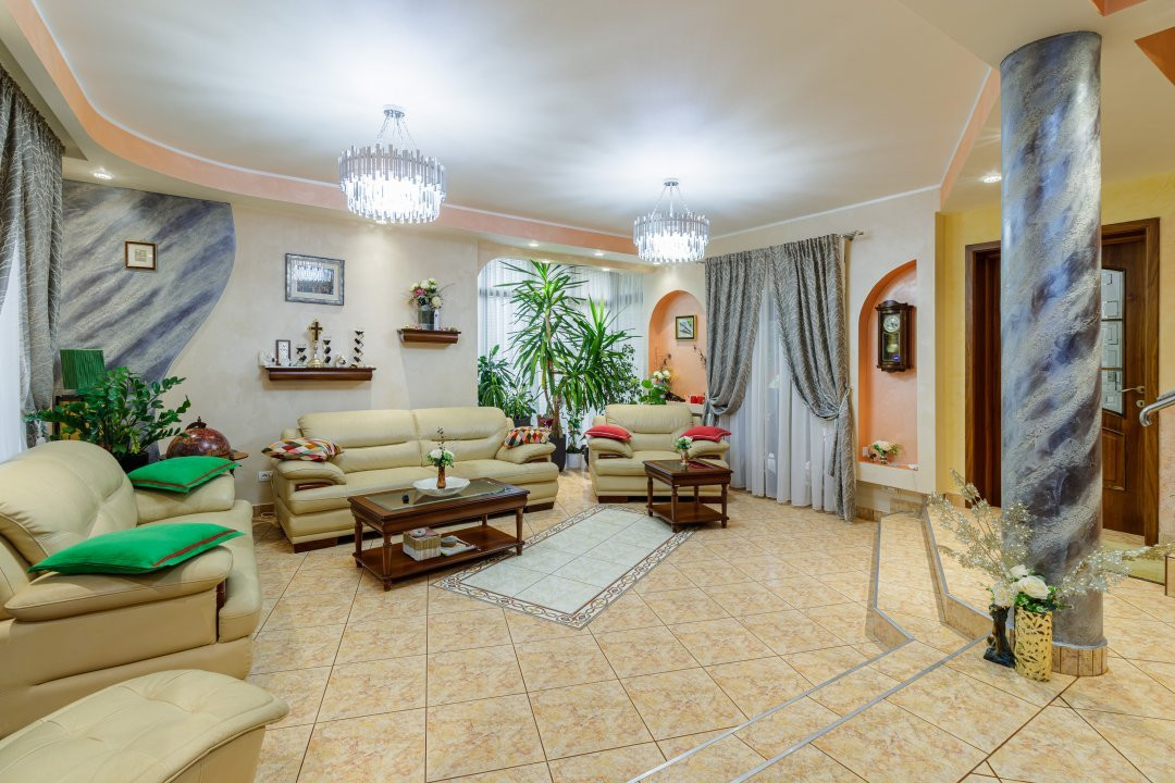 Vilă individuală cu piscină,  garaj dublu • teren 766 mp • Popești-Leordeni