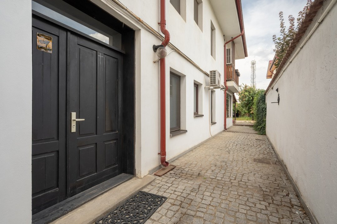 VANZARE VILA 12 CAMERE POPESTI LEORDENI – DRUMUL FERMEI