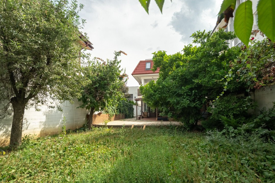 VANZARE VILA 12 CAMERE POPESTI LEORDENI – DRUMUL FERMEI