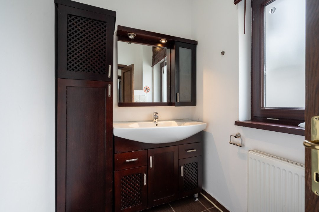 VANZARE VILA 12 CAMERE POPESTI LEORDENI – DRUMUL FERMEI