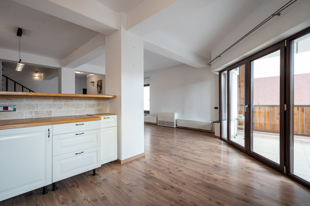 VANZARE VILA 12 CAMERE POPESTI LEORDENI – DRUMUL FERMEI