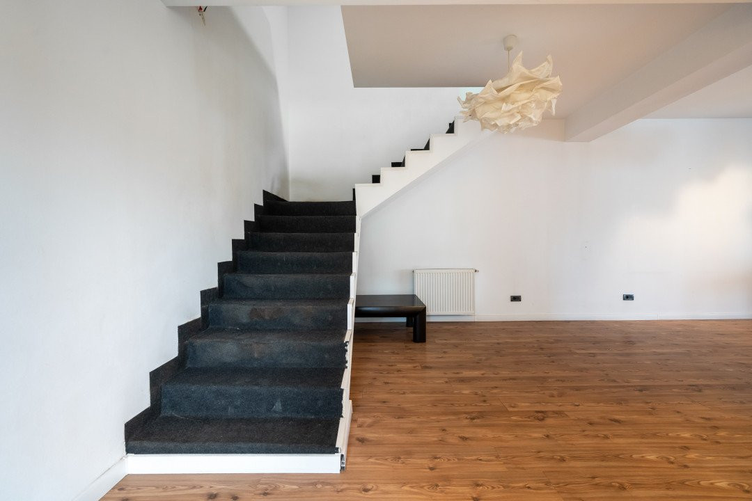 VANZARE VILA 12 CAMERE POPESTI LEORDENI – DRUMUL FERMEI