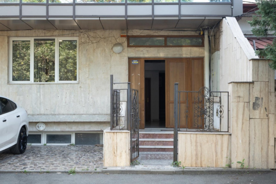 DRUMUL SARII - MACAROVICI, CLADIRE BIROURI 923 MP UTILI, LOT 360 MP!